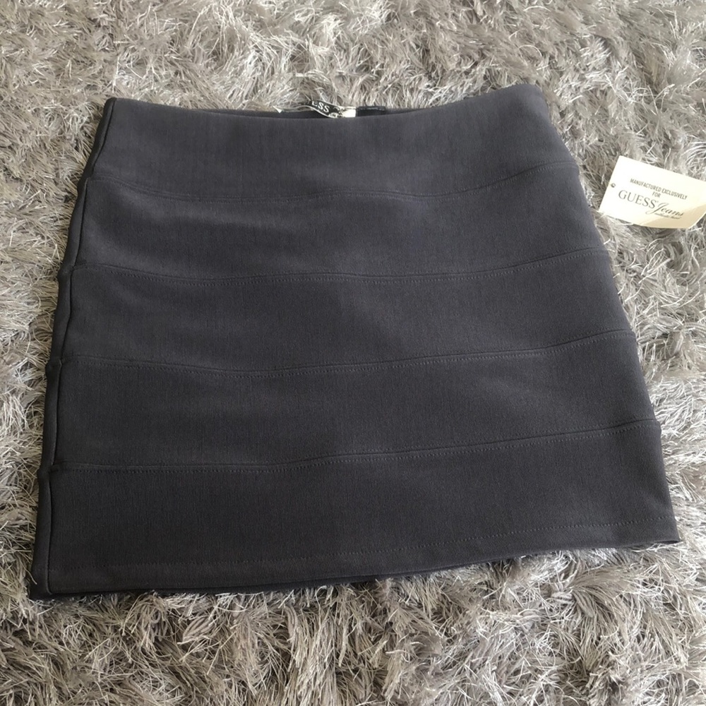 Guess // Grey mini skirt